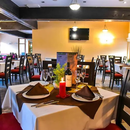 Bojur & Bojurland Complex Hotel 3*