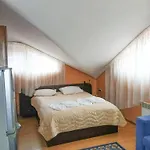 Bojur & Bojurland Complex 반스코
