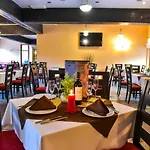 Bojur & Bojurland Complex 호텔 3*