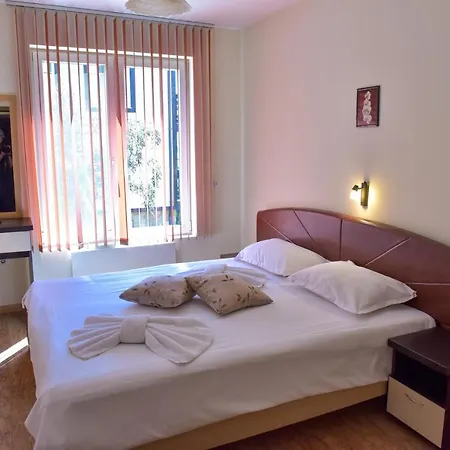 Bojur & Bojurland Complex 3*