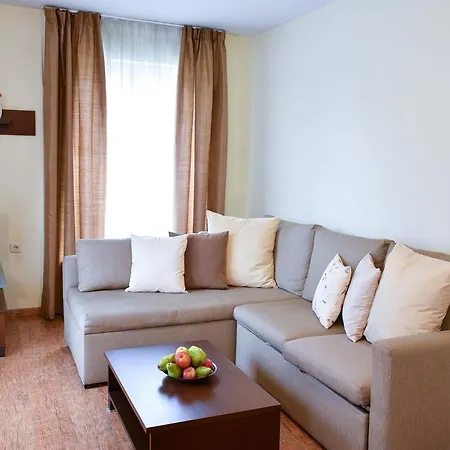 Hotel Bojur & Bojurland Complex 3*