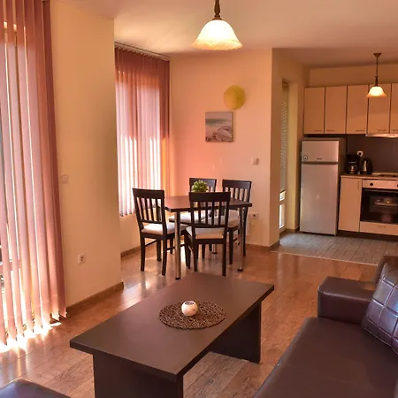 Bojur & Bojurland Complex Ξενοδοχείο 3*