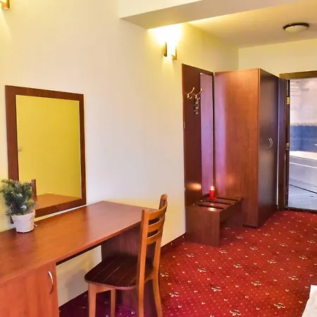 Bojur & Bojurland Complex Hotel