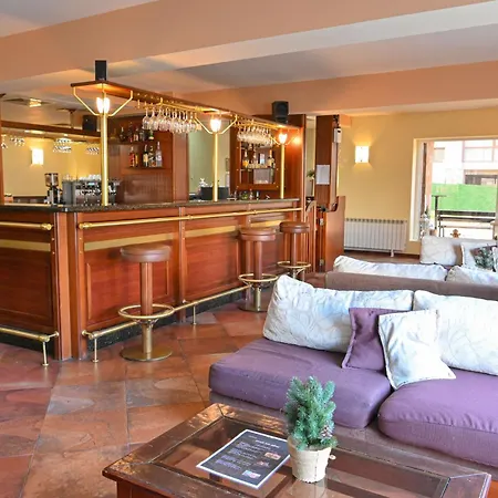 Bojur & Bojurland Complex Hotel