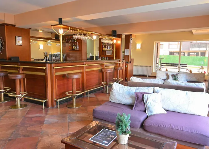 Bojur & Bojurland Complex Hotel